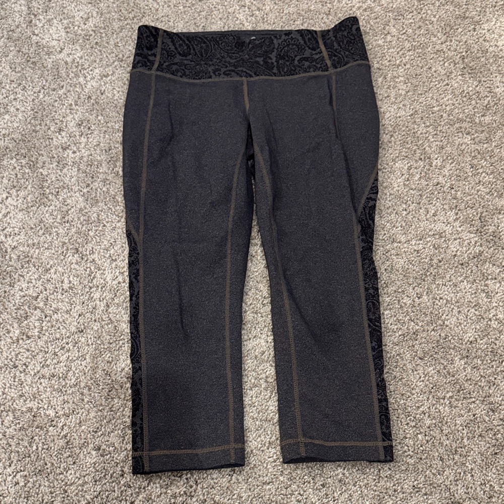 Athleta Crop Legging
